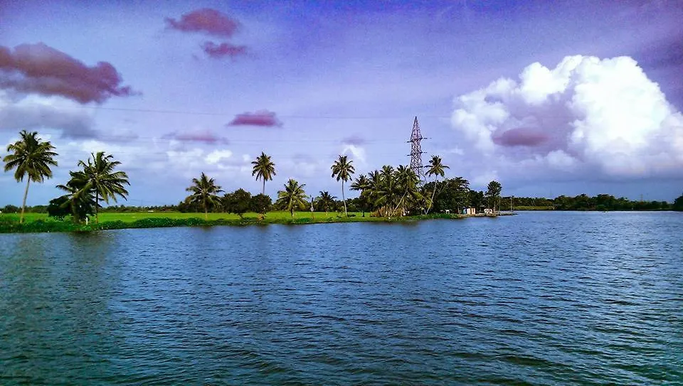 Golden Beach Home Stay Alappuzha 0*,